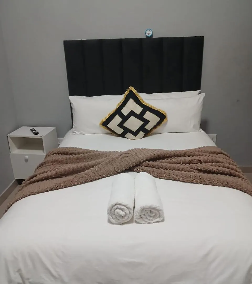 The Gem Suites & Spa Parow Motel