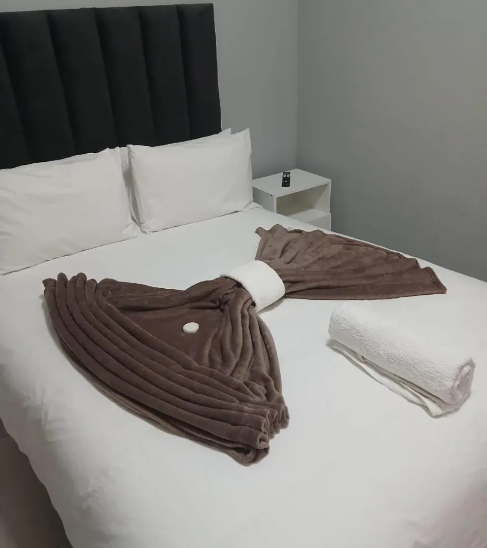 Motel The Gem Suites & Spa Parow Sudafrica